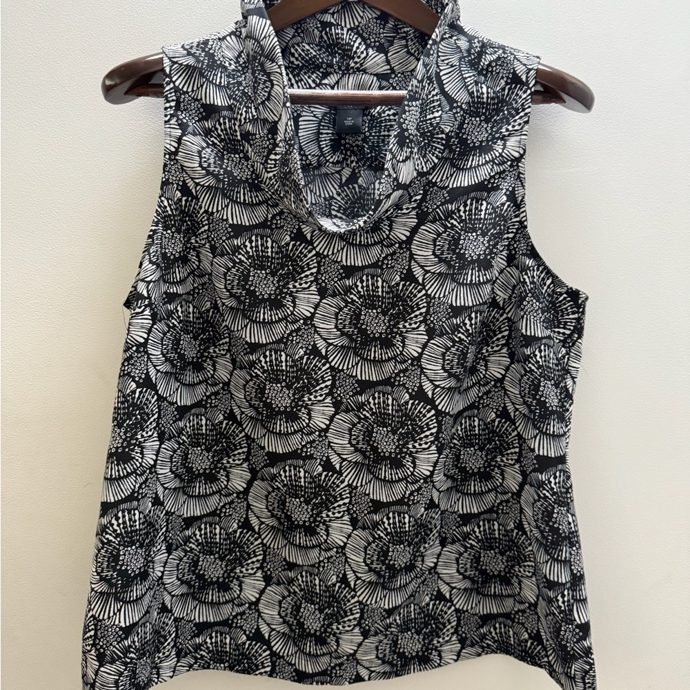 Ann Taylor Floral Sleeveless Blouse